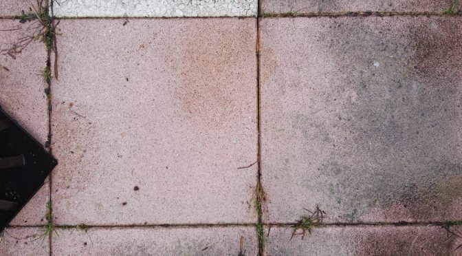 Betontegels impregneren | 100% waterafstotend maken van tegels