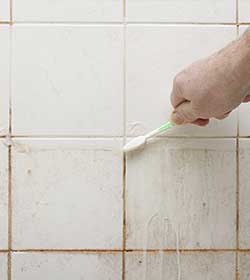 Schimmel in badkamer verwijderen - Beton waterdicht